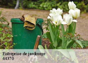 Entreprise de jardinage  44370