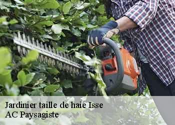 Jardinier taille de haie